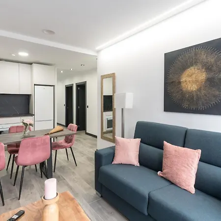 Go La Circular - Parking Gratuito