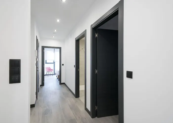 Go La Circular - Parking Gratuito